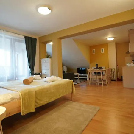 Apartmanhotel Pirin River Ski, Fun And Family Banszko
