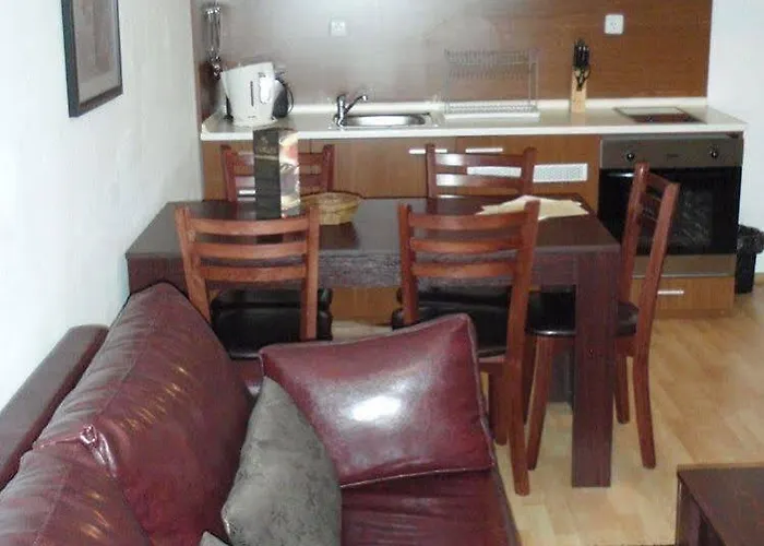 Pirin River Ski, Fun And Family Apartmanhotel 3*